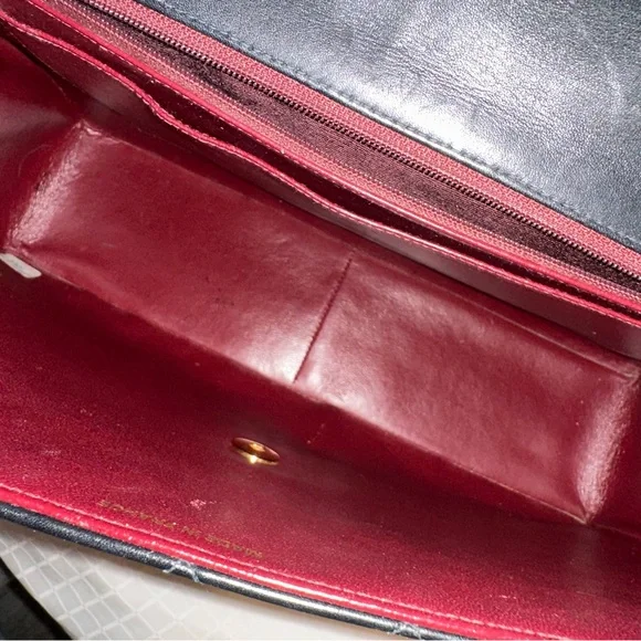 Chanel Black Quilted Leather Bag - Picture 10 of 12